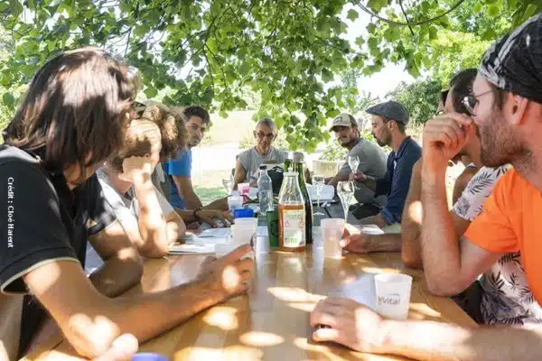Depuis cet été, une vaste opération de séduction appelée « Alterfixe » a été entreprise en Normandie, pour attirer de futurs agriculteurs.trice