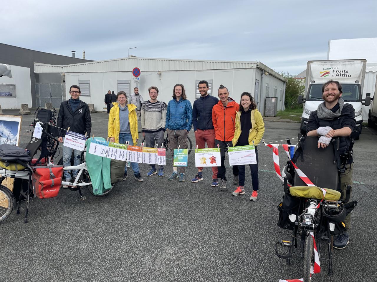 Les Sacoches du Climat, une équipe de onze jeunes chercheurs et chercheuses en science du climat et du vivant, vont réaliser une itinérance à vélo de dix jours dans les Hauts-de-France du 19 au 27 mai 2025 dans le but de mener des ateliers, ciné-discussions, débats et conférences autour des questions du climat et de la biodiversité.