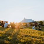 47% des festivals qui se sont tenus en région Auvergne-Rhône-Alpes en 2024-2025 ont eu lieu dans un territoire rural et 13 % à la fois à la campagne et en ville.