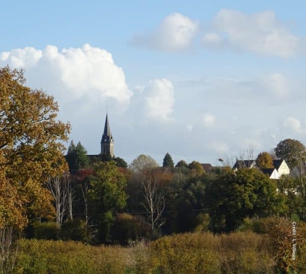 l’Association des maires ruraux de France (AMRF) ainsi que celles de Bouge Ton Coq, d’In Site et de Hameaux légers ont lancé une plateforme qui nourrira les programmes des futures équipes municipales.