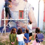 Leur village sous les bombes Village street art © Mathieu Cellard